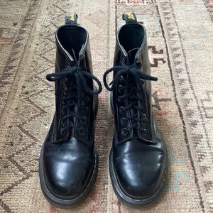 Dr. Martens 1460 Black Smooth 8 Eye Lace Up Boots Size UK5/US7